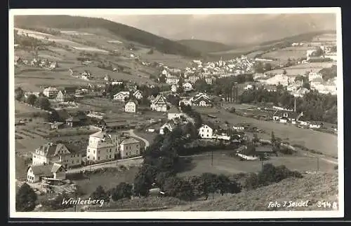 AK Winterberg, Totalansicht von einen Berg aus