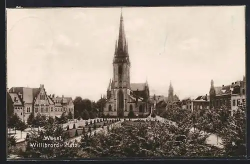 AK Wesel / Rhein, Willibrordi-Platz mit Kirche