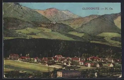 AK Gloggnitz /N.-Oe., Teilansicht mit Bergen