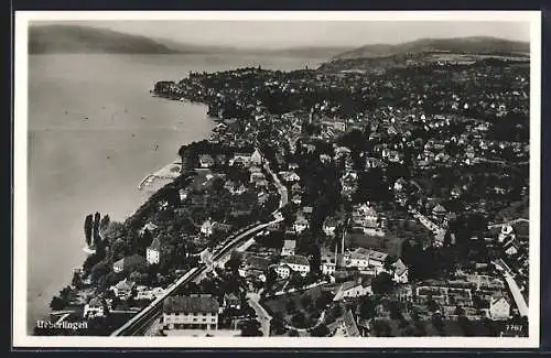 AK Überlingen a. Bodensee, Flugzeugaufnahme des Ortes