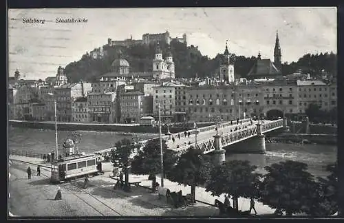 AK Salzburg, Strassenbahn vor der Staatsbrücke