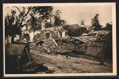 AK Velká Polom, Blick auf ein zerbombtes Haus