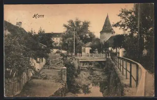 AK Horn, Partie am Bürgersteig mit Turmblick