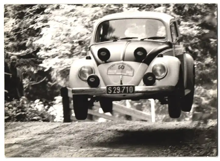 Fotografie Auto Volkswagen Rennwagen VW Käfer 1500 Sport, Sieger bei der Rallye der 1000 Minuten 1967 in Österreich 0