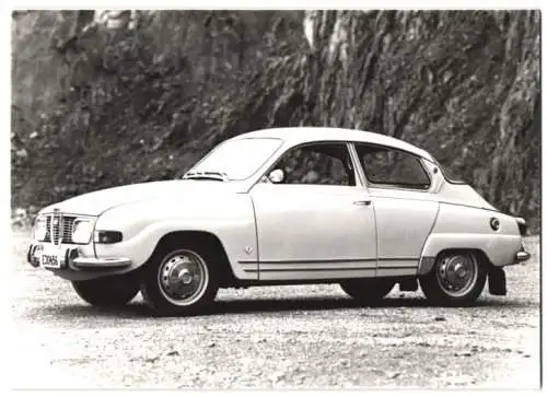 Fotografie Auto Saab 96 weisse Limousine