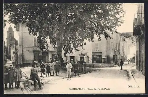 AK Saint-Chamas, Place du Petit-Paris avec enfants et arbre central