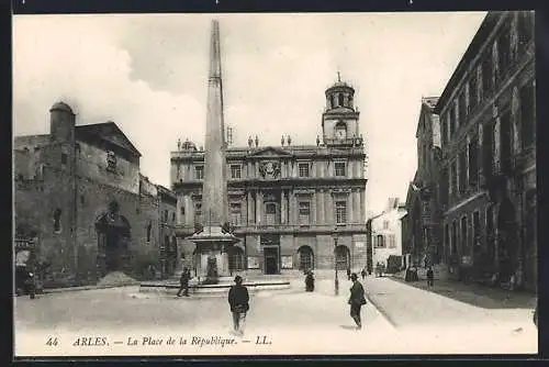 AK Arles, La Place de la République