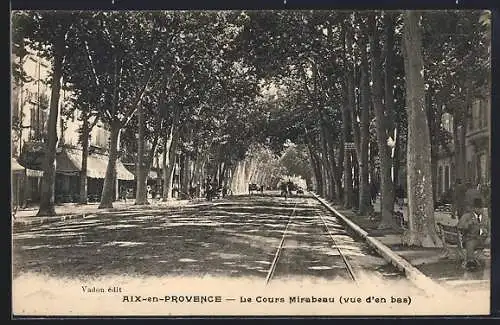 AK Aix-en-Provence, Le Cours Mirabeau, vue d`en bas