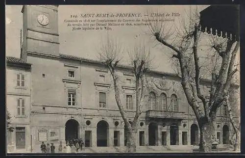 AK Saint-Rémy-de-Provence, L`Hôtel de Ville et ses arbres dénudés