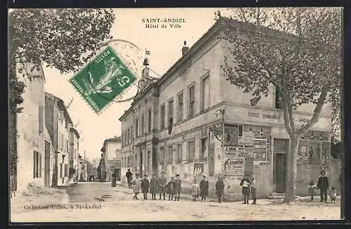 AK Saint-Andiol, Hôtel de Ville et École Communale avec enfants dans la rue