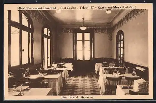 AK Cassis-sur-Mer, Intérieur de la salle du restaurant Liautaud