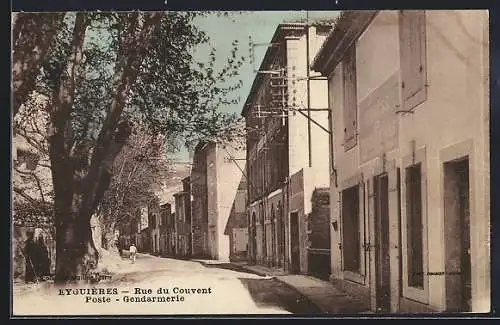 AK Eyguières, Rue du Couvent avec Poste et Gendarmerie