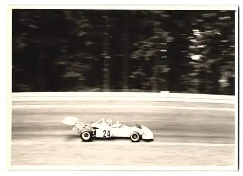 Fotografie Motorsport, Formel 2 Autorennen auf dem Nürburgring 1972, Rennwagen Startnummer 24