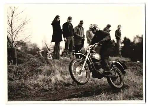 Fotografie Motorrad Geländerennen - Motocross, Rennmotorrad Startnummer