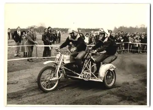 Fotografie Motorrad Geländerennen - Motocross, Rennmotorrad Hema mit Seitenwagen Startnummer 200