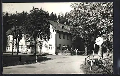 AK Gruberau /Wienerwald, Gastwirtschaft z. Schuastanazl, Bes. Franz Ulm