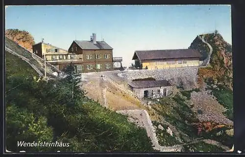 AK Wendelsteinhaus, Aussenansicht der Berghütte