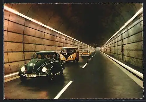 AK VW Käfer und VW T Bulli Bus in Rendsburg, Strassentunnel unter dem Nord-Ostsee-Kanal