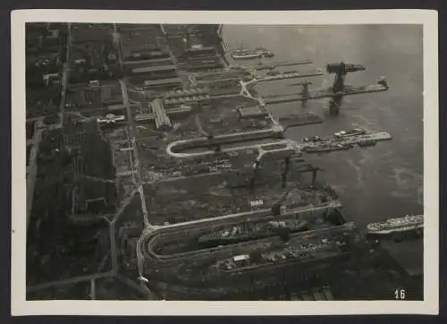 23 Fotografien Ansicht New York, Amerika-Fahrt LZ 127 Graf Zeppelin, Halle Lakehurst, Washington, Cap Charles, Basel