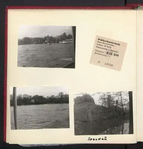 2 Fotoalben mit 237 Fotografien, Ansicht West-Berlin, 1964, Zentralflughafen Tempelhof, Olympiastadion, Kudamm, Bhf Zoo