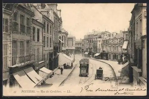 AK Poitiers, Rue Carnot, Strassenbahn