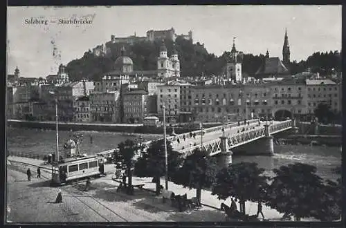 AK Salzburg, Strassenbahn vor der Staatsbrücke