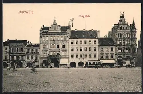 AK Budweis / Ceske Budejovice, Ringplatz mit Geschäften und Strassenbahn