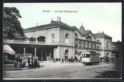 AK Paris, La Gare Montparnasse, Strassenbahn