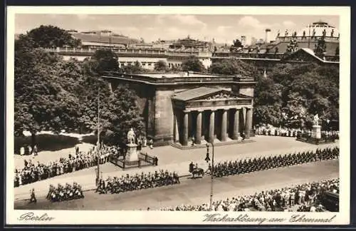 AK Berlin, Wacheablösung am Ehrenmal Unter den Linden