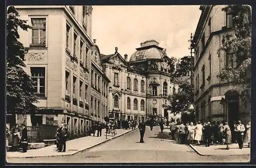 AK Sonneberg /Thüringen, Spielzeugmuseum mit Strassenpartie