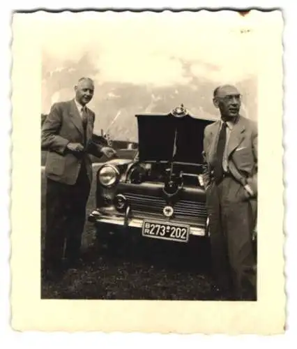 Fotografie Auto Ford Taunus Weltkugel, PKW am Grossglockner 1954