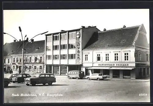 AK Hollabrunn, Hauptplatz mit Geschäften