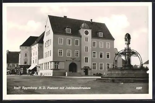 AK Eggenburg, Postamt mit Jubiläumsbrunnen