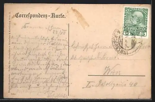 AK Mattighofen /O. Ö., Strassenpartie mit Geschäften, Strassenarbeiter