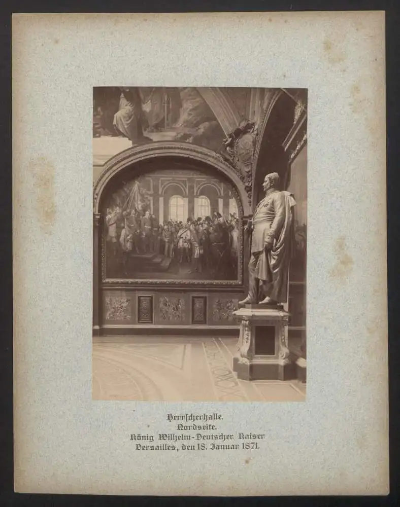 Fotomappe mit 32 Fotografien, Das Zeughaus zu Berlin, Lichthof, Aussenansicht, Geschützsammlung, Feldherrnhalle 22