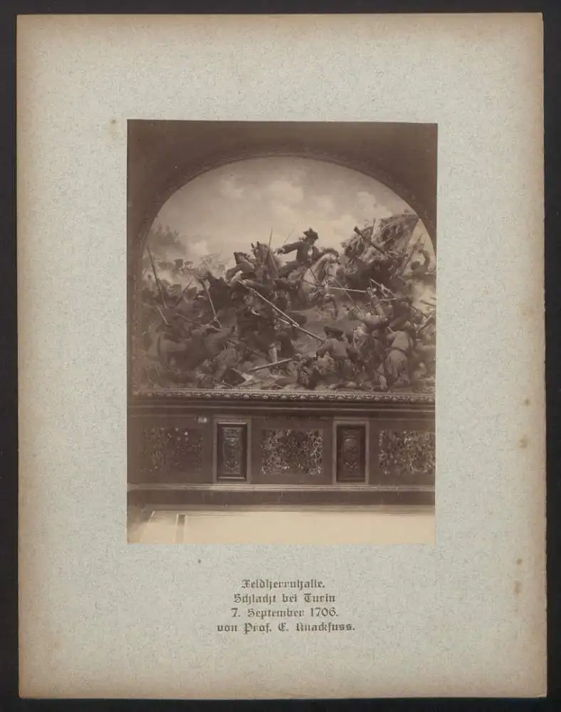 Fotomappe mit 32 Fotografien, Das Zeughaus zu Berlin, Lichthof, Aussenansicht, Geschützsammlung, Feldherrnhalle 27