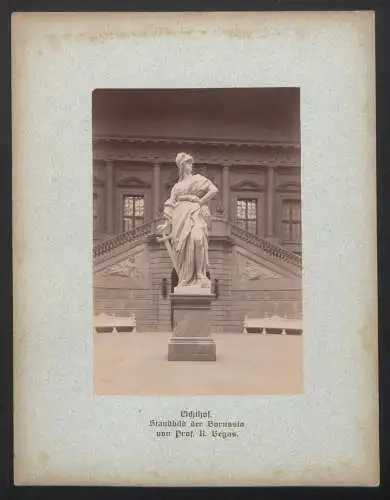 Fotomappe mit 32 Fotografien, Das Zeughaus zu Berlin, Lichthof, Aussenansicht, Geschützsammlung, Feldherrnhalle