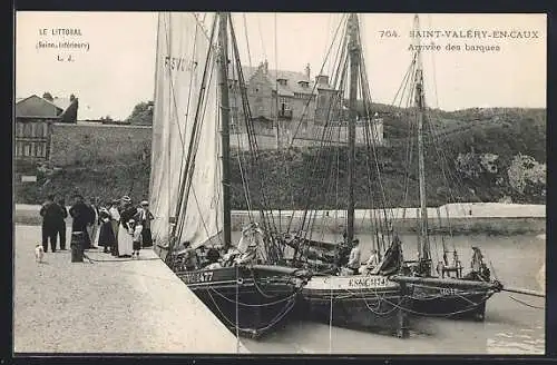 AK Saint-Valéry-en-Caux, Arrivée des barques