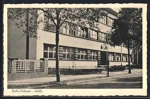 AK Berlin-Frohnau, Blick auf die Schule