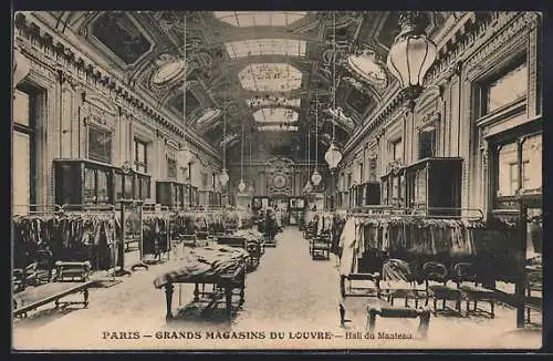 AK Paris, Grands Magasins du Louvre, Hall du Manteau