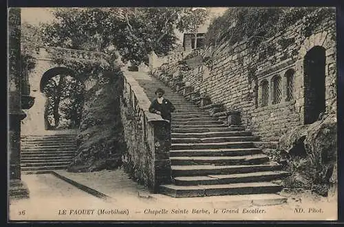 AK Le Faouët, Chapelle Sainte Barbe, le Grand Escalier