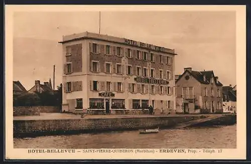 AK Saint-Pierre-Quiberon, Hôtel Bellevue et café au bord de l`eau