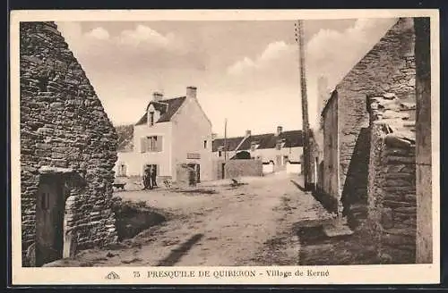 AK Quiberon, Village de Kerné sur la presqu`île