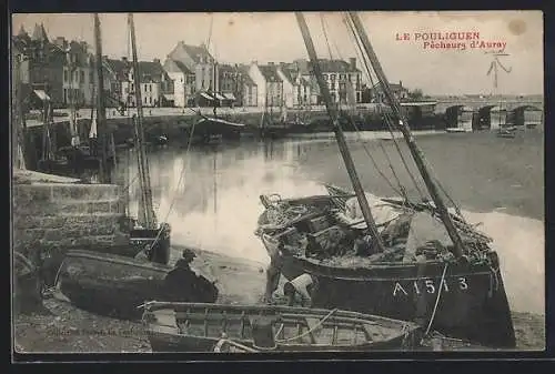 AK Le Pouliguen, Pêcheurs d`Auray et bateaux au port