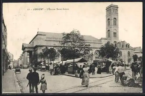 AK Lorient, L`Église Saint-Louis et la vie animée autour du marché