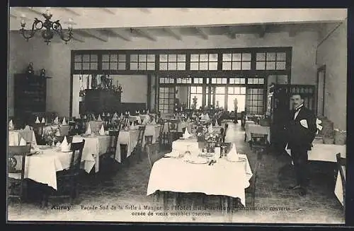 AK Auray, Salle à Manger de l`Hôtel du Pavillon avec meubles bretons anciens