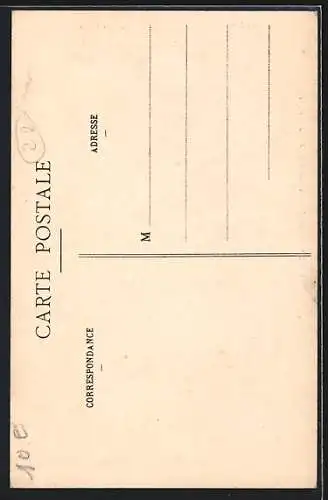 AK St-Donan, Le Clocher avec rassemblement devant l`église