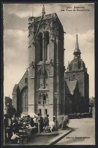 AK Josselin, Les Tours de Notre-Dame et scène de marché animée