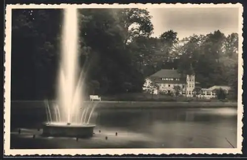 AK Iburg /T. W., Charlottensee mit Springbrunnen