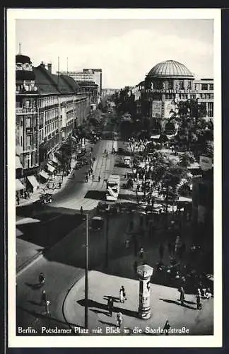 AK Berlin, Blick in die Saalandstrasse, Kempinski Haus